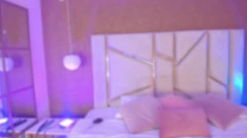 Snapshot of carolinaa_suarez chatting on 09.19.25 carolinaa_suarez online show from 09.19.25