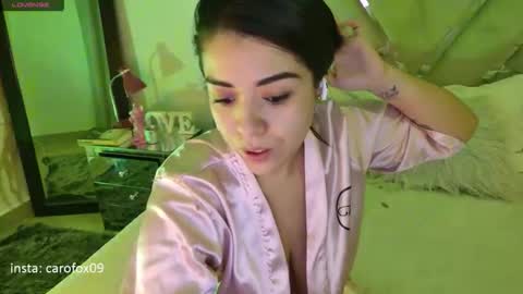 caroline online show from 04.26.26