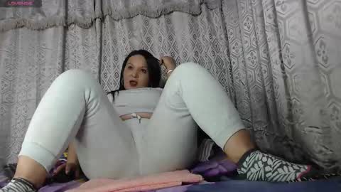 Snapshot of carolinajamess chatting on 02.19.26 Camelia online show from 02.19.26