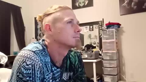 carolinajuggalo17 online show from 05.11.26
