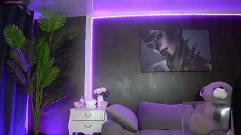Mellany online show from 07.23.26
