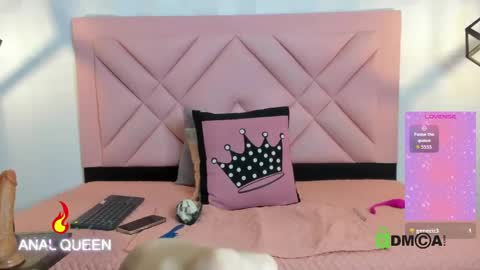 caroline daring online show from 04.27.26