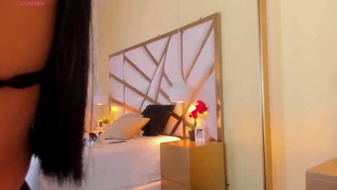 Caroline online show from 11.09.25