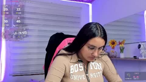 Snapshot of caroline_rodriguez_9 chatting on 05.11.26 caroline_rodriguez_9 online show from 05.11.26