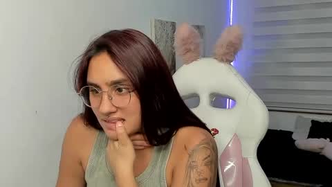 caroline_rodriguez_9 online show from 07.23.26