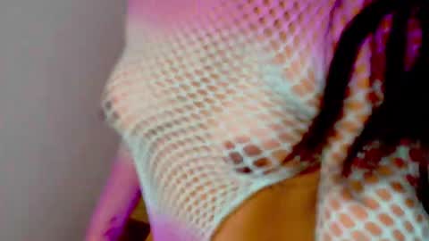 CAROLINES SMITH online show from 03.09.26