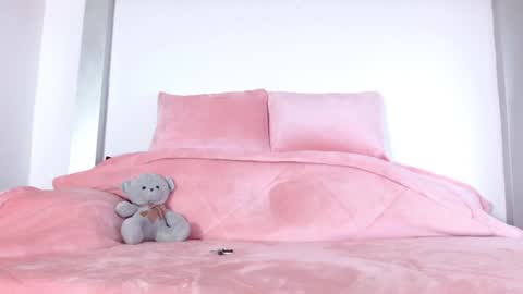 caroline online show from 01.18.25