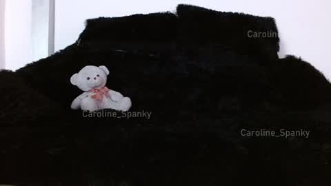 caroline online show from 02.05.25