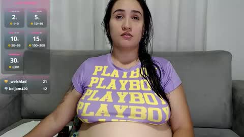 Snapshot of carolinefantasy_ chatting on 03.10.26 Caroline online show from 03.10.26