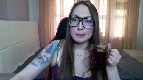 Caroline online show from 07.26.26