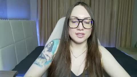 Caroline online show from 07.27.26