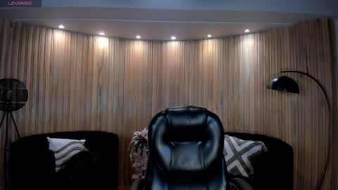 Caro online show from 01.14.26