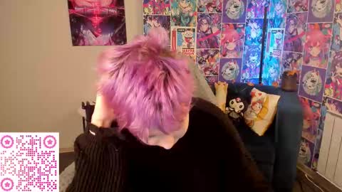 Snapshot of carolinerichter chatting on 11.07.25 CarolineRichter online show from 11.07.25