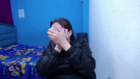 Carolinhe  online show from 07.07.26