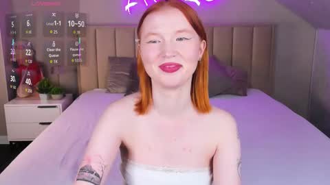 Snapshot of caroll_thompson chatting on 11.20.25 Anna online show from 11.20.25