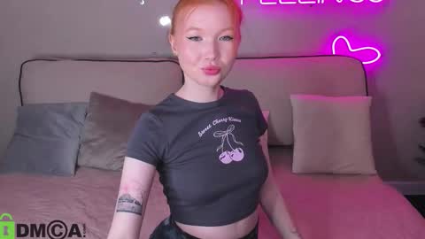 Snapshot of caroll_thompson chatting on 11.26.25 Anna online show from 11.26.25