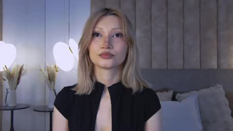 Snapshot of carolreeves chatting on 06.15.26 Carol online show from 06.15.26