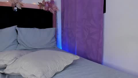 Caro  online show from 01.04.25