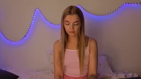 carriebradshawww online show from 09.09.25