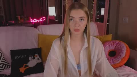 carriebradshawww online show from 04.30.26