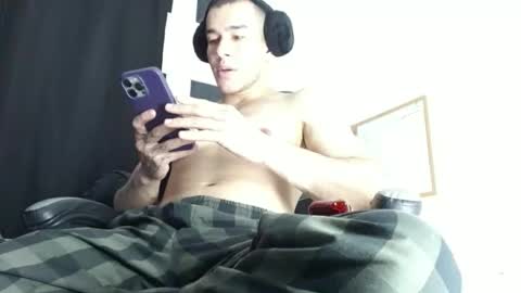 Snapshot of carrington_07 chatting on 03.04.26 Matheus online show from 03.04.26