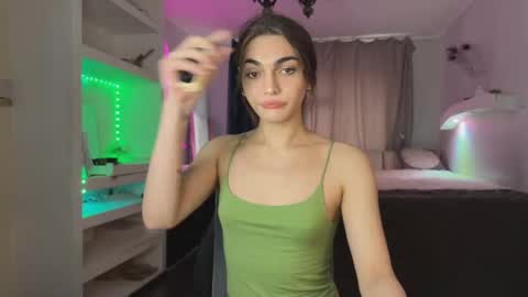 Snapshot of carry_hai chatting on 02.11.25 Carry online show from 02.11.25