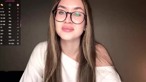 Kira online show from 01.11.26