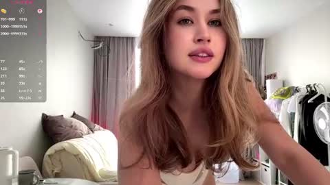 Kira online show from 06.20.26