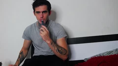 Snapshot of carter_reos chatting on 11.27.25 Carter online show from 11.27.25