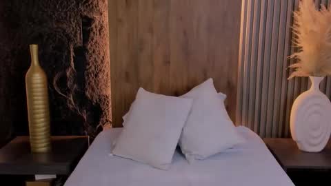 Casandra  online show from 09.12.25