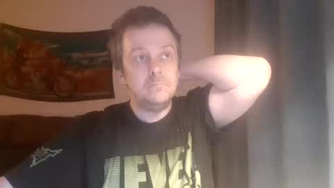 Snapshot of caseurdecue chatting on 01.04.25 AllenGallant online show from 01.04.25