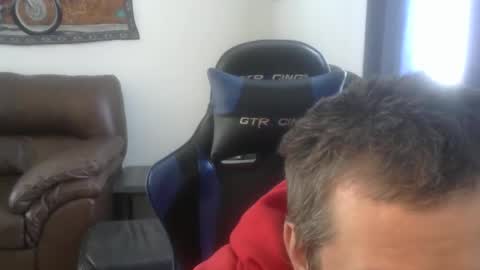 Snapshot of caseurdecue chatting on 02.06.26 AllenGallant online show from 02.06.26