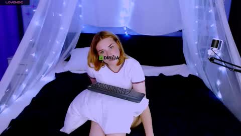 Snapshot of casey_meow_ chatting on 09.30.25 casey_meow_ online show from 09.30.25