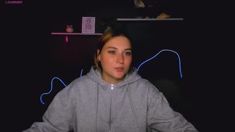 Snapshot of casey_meow_ chatting on 10.16.25 casey_meow_ online show from 10.16.25