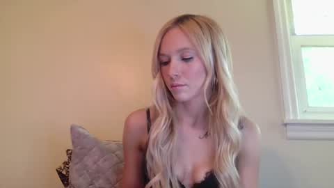 Casey Lakes online show from 04.12.26