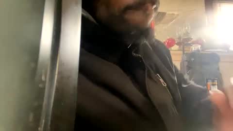 Cash Couple online show from 02.18.25