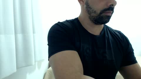 Snapshot of cashmastermuscle77 chatting on 06.18.26 cashmastermuscle77 online show from 06.18.26