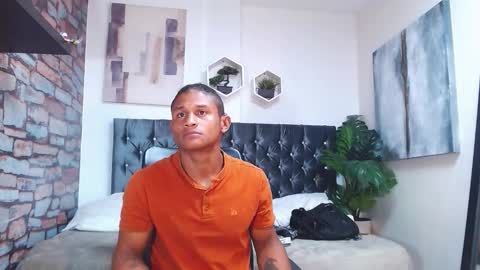 Casike online show from 10.05.25