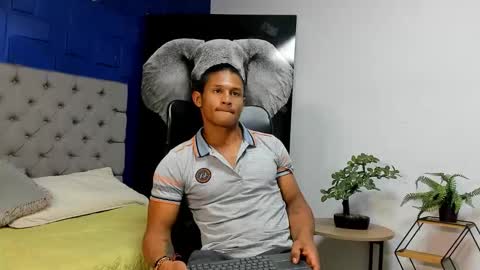 Casike online show from 10.15.25