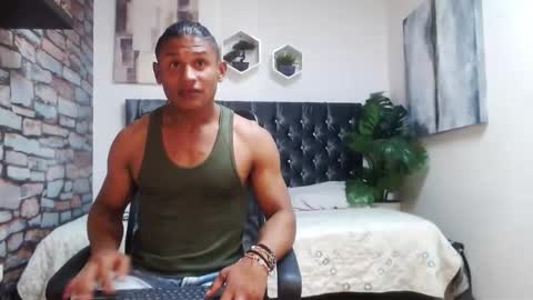 Casike online show from 10.26.25