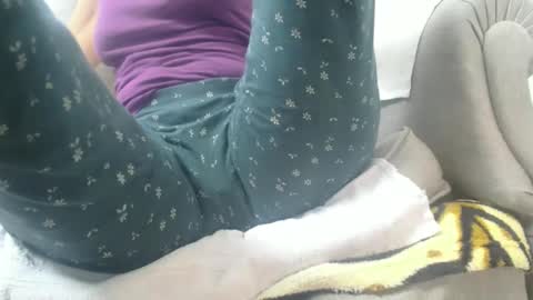 Snapshot of cassandra_joy chatting on 01.03.25 Cassandra joy online show from 01.03.25