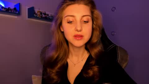 Seductress Cassia  FINDOM AND SADISM  NO NUDE online show from 02.20.25