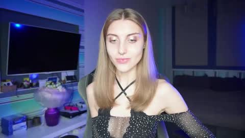 Seductress Cassia  FINDOM AND SADISM  NO NUDE online show from 09.09.25