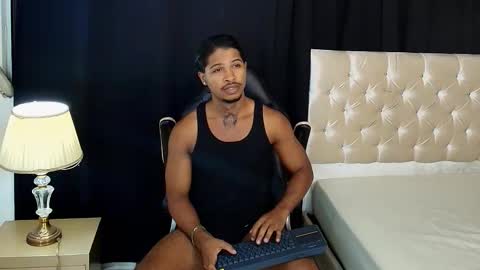 Snapshot of cassian_gold chatting on 03.10.26 CASSIAN GOLD online show from 03.10.26