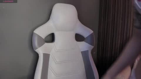 Snapshot of cassidy_evans chatting on 10.16.25 cassidy_evans online show from 10.16.25