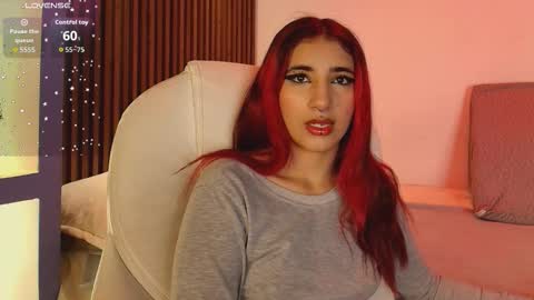 Snapshot of cassidy_evans chatting on 11.21.25 cassidy_evans online show from 11.21.25