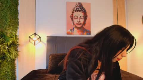 cassie_bloom online show from 12.17.25