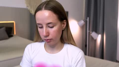 Cassie online show from 09.26.25