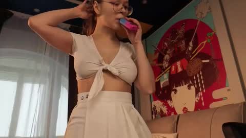 assie online show from 09.23.25