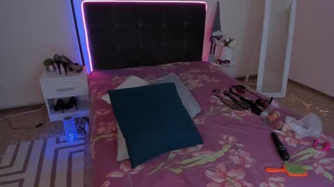 Cassie online show from 01.20.25